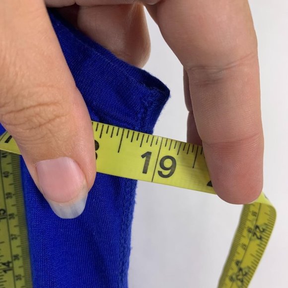 Lucy Runner Blue Sleeveless Muscle Tee Medium - Picture 9 of 11